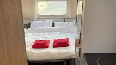 Rolteam met 4 slaapplaatsen, geïntegreerd vanaf 2019.