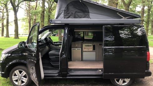 Betty – 2 berth 2018 VW Campervan