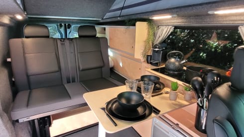 Holiday Hopper – eFixxter XXL campervan - 100% electric