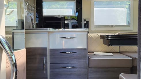 4p McLouis integrated uit 2020