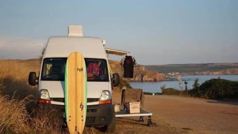 Woody – High-Top Renault Master Campervan