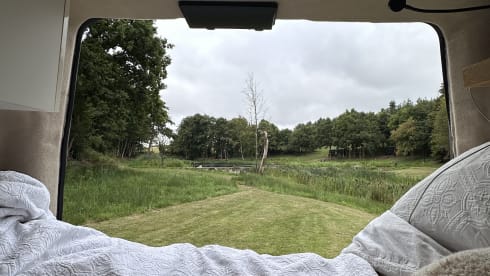 Moët  – Luxury compact campervan 