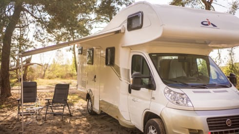 Mobile home with 6 sleeping places - My home is where my camper is