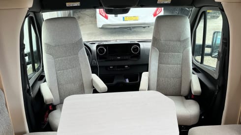 2p Mercedes-Benz semi-integrated from 2020