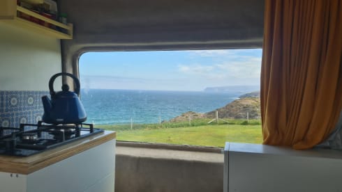 Bonnie – Cozy camper, your house on wheels! Perfect for wild camping.