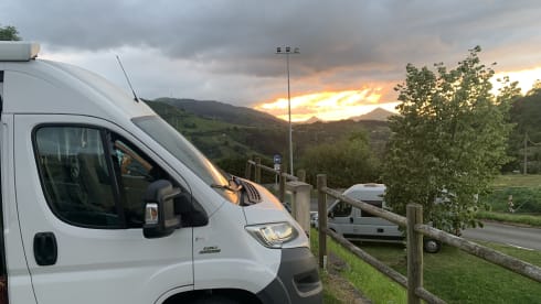 Mees – An attractive, self-sufficient and practical house on wheels!