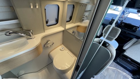 4-seater Mercedes-Benz bus from 2012