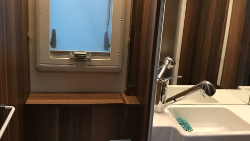 Jaggy Thistle – Jaggy Thistle Motorhome Hire no additional costs