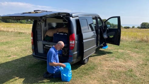 4p Mercedes-Benz campervan uit 2010