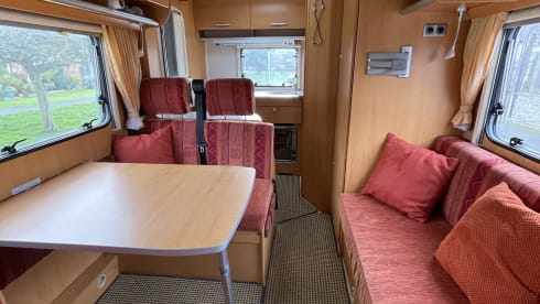Hugo – 5 berth Hymer classic 