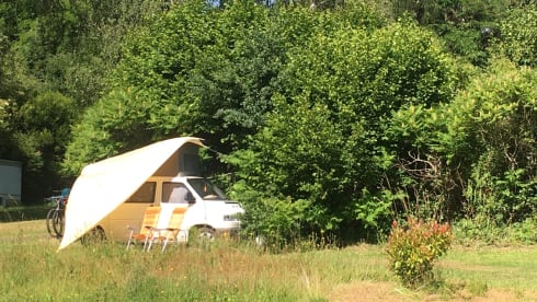 4p Volkswagen bus from 1994