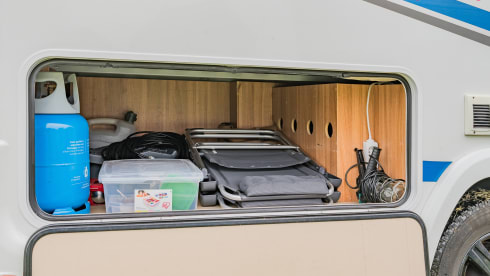 Camper met sfeer – 4 Person Chausson half integral