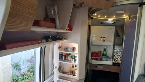 Bob – MAXIVAN KNAUS BOXLIFE 4 Real beds / 2 interior bedrooms