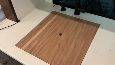 CONSCIOUS.VAN – 2p Mercedes-Benz bus uit 2020