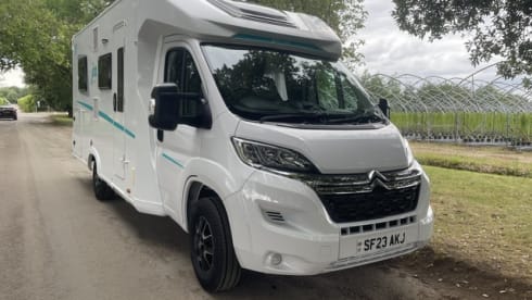 EnJoa Life – Autobus Pilote a 4 posti letto dal 2023
