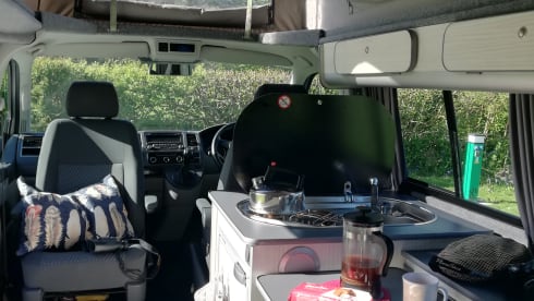 Automatic VW 4 seater campervan - ready to go exploring