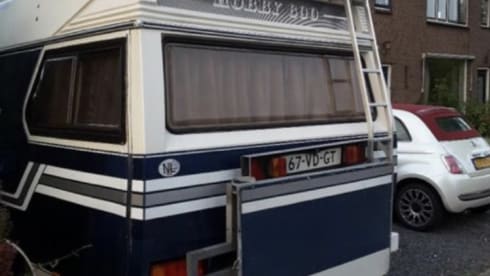 Kluk kluk – Wohnmobil mit (Fahrrad-)Träger und Rampe!