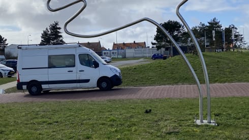 Trippel toe – Bus camper with 5 seats