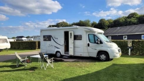 LMC Liberty Ti 662 - 4 Pers - 2x Airco - Halfintegraal
