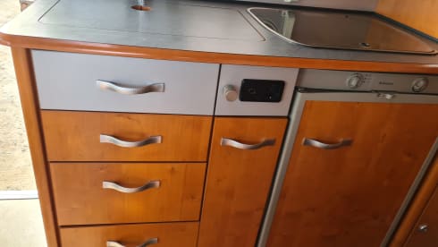 4p Niesmann + Bischoff integrated from 2008