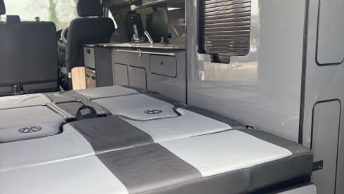Volkswagen Transporter Professional Campervan