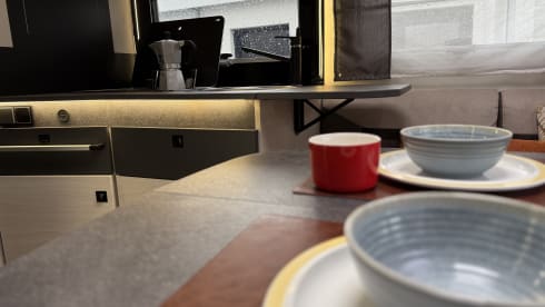 4p Chausson semi-integrated uit 2022