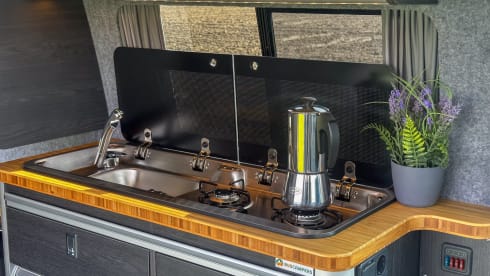 Luxury 5 person Volkswagen Camper