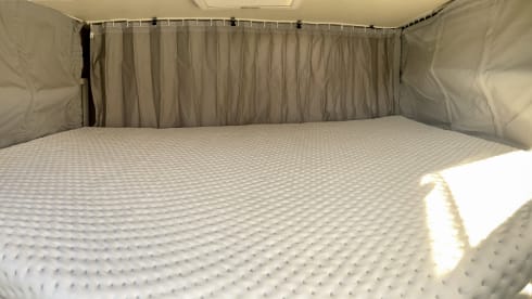 Flip – Etrusco T7400QB - elegant and well equipped