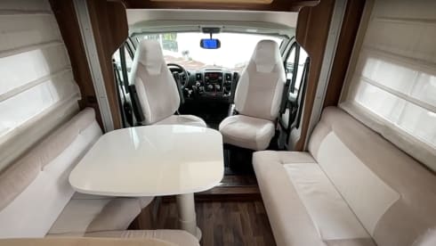 Piccolino – Travel comfortably and safely in a small camper.