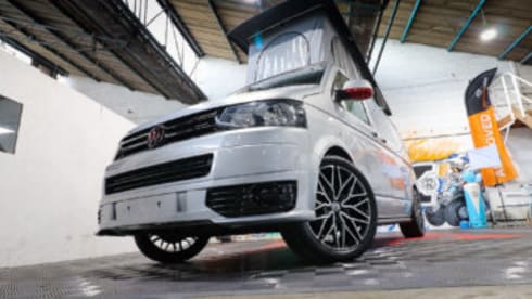 Angharad – Angharad - 4 Berth VW Campervan - *Insurance Included