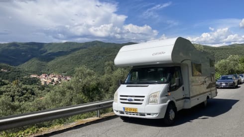 Hymer Carado A366 – Lovely spacious family camper! 