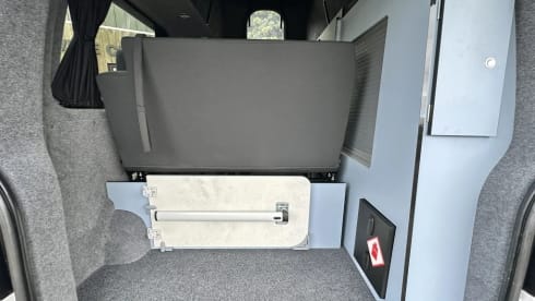 Camella – 4 Berth Volkswagon Transporter T6.1 (Inclusive of Insurance)