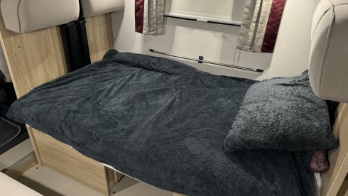 Majestic – Our fully loaded 6 berth motorhome