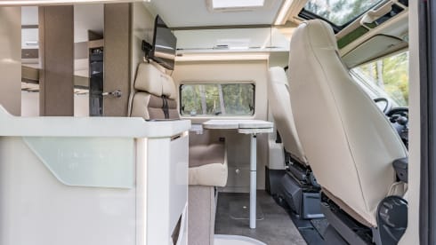 4p Karmann bus from 2024