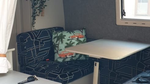 Omer – Camperbusje Omer