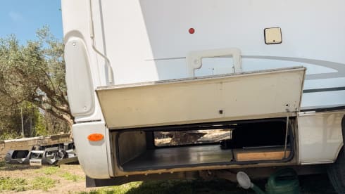 🌴Happy place🌴☀️ – Luxury Ibiza-style integral camper | 4p | Fly & Drive Costa Blanca”🌴