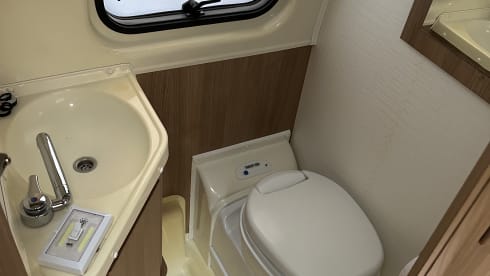 Trend – Cozy 2-6 person fully equipped camper bus 