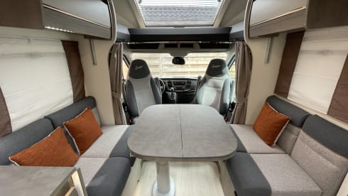 Challenger 308 Graphite Edition