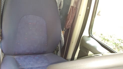 A self-contained coachbuilt for traveling freely! Pura Vida!