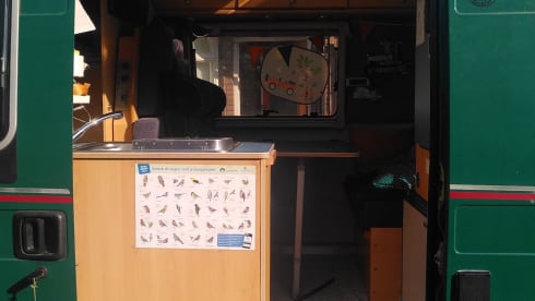Bassie – Fijne Citroën jumper bus uit 2003 (5 personen!)
