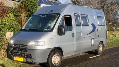 3p Peugeot bus from 2002