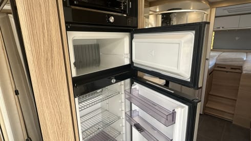 Hoge Luxe Mobilhome – Luxejacht op wielen