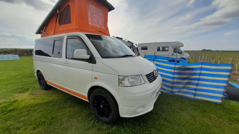 Bella – Hire Bella our lovely vw campervan