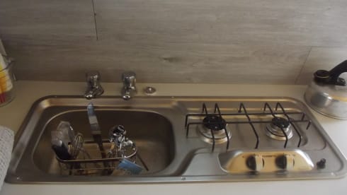 Family Friendly Off Grid Campervan (sleeps 5)