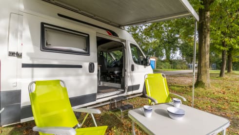 Peugeot Boxer L1H2 bus camper, perfect for a quick getaway.