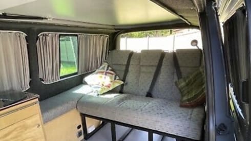 Ziggy – 4 berth Volkswagen t6 LWB