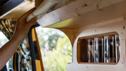The Vancrafters – 2p Volkswagen campervan The Vancrafters Interior