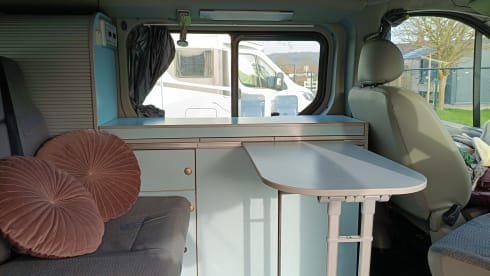 Trafic  – Camping-car Renault 4 places à partir de 2025