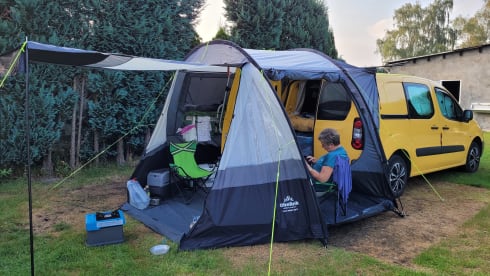 Postbusje – Sympathetic micro camper