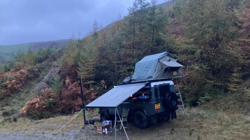 2p Land Rover rooftop from 2013